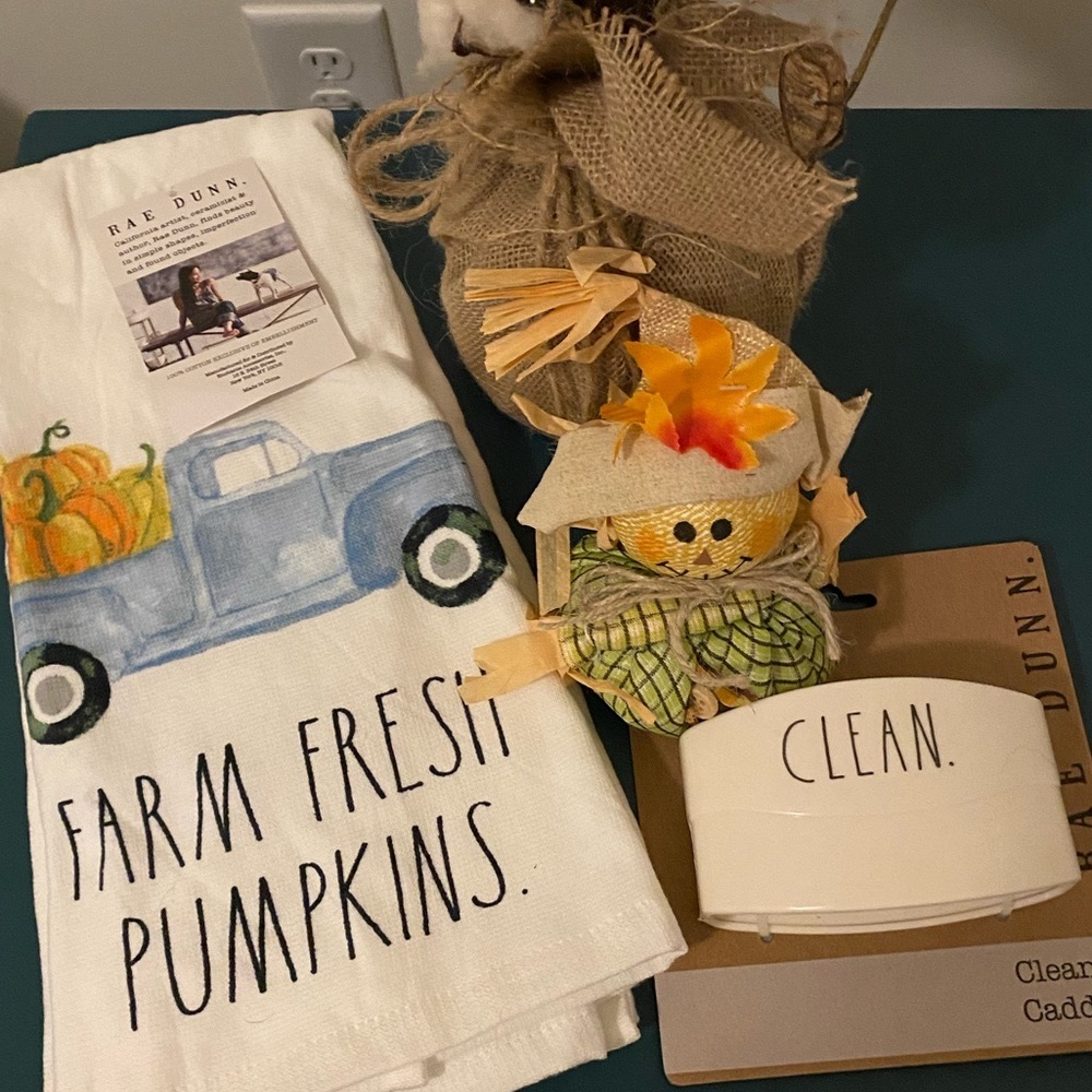 Rae Dunn Farm Truck Kitchen Towels - Picture 1 of 1